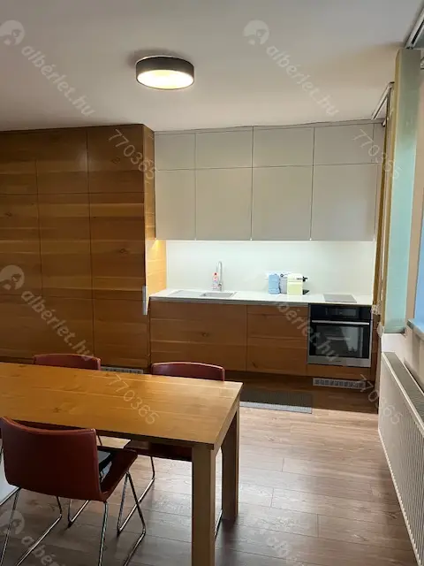 Kiadó albérlet 260000 Ft/hó áron: Budapest, II. kerület  Orló utca. Mérete: 53 nm, 2 szobás | Alberlet.hu - 6571100