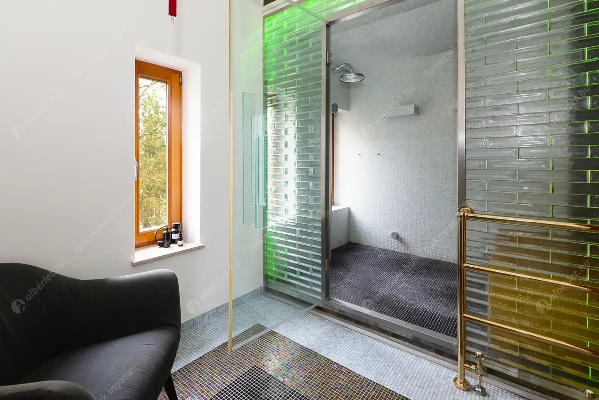 Kiadó albérlet 1738000 Ft/hó áron: Budapest, II. kerület  Pasaréti tér. Mérete: 160 nm, 4 szobás | Alberlet.hu - 5169253