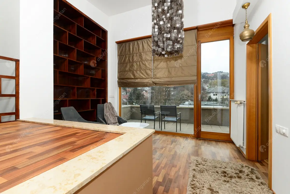 Kiadó albérlet 1738000 Ft/hó áron: Budapest, II. kerület  Pasaréti tér. Mérete: 160 nm, 4 szobás | Alberlet.hu - 5169258