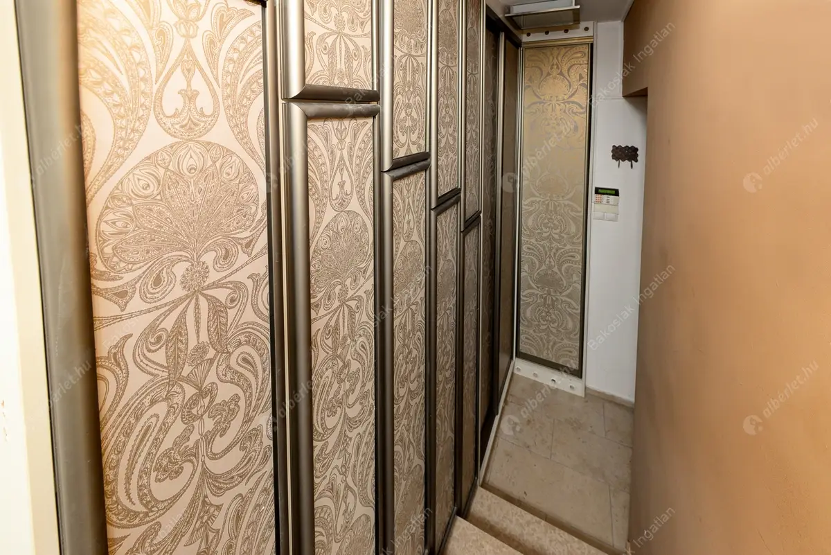 Kiadó albérlet 1738000 Ft/hó áron: Budapest, II. kerület  Pasaréti tér. Mérete: 160 nm, 4 szobás | Alberlet.hu - 5169260