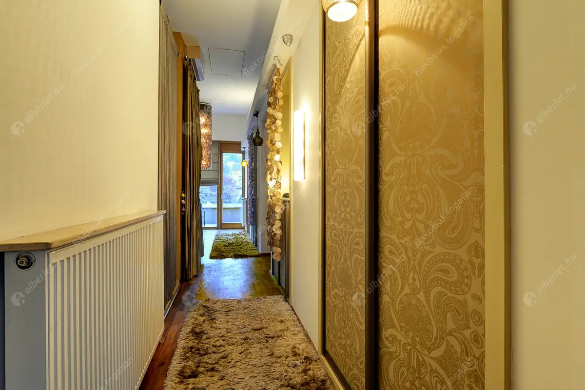 Kiadó albérlet 1738000 Ft/hó áron: Budapest, II. kerület  Pasaréti tér. Mérete: 160 nm, 4 szobás | Alberlet.hu - 5169261