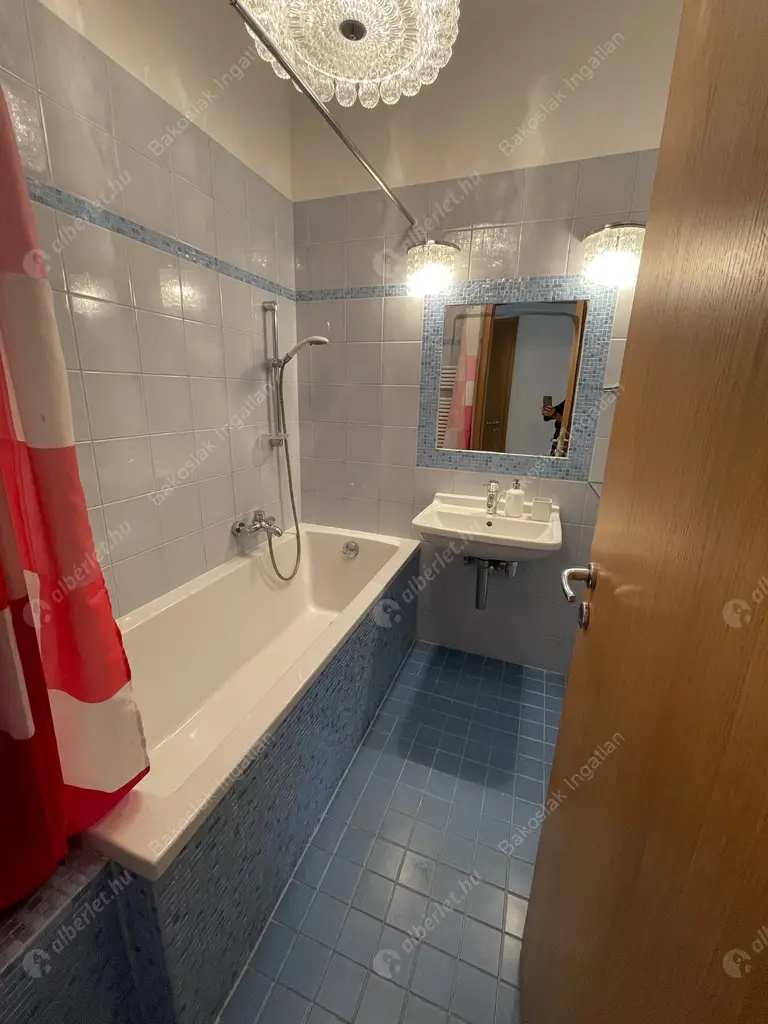 Kiadó albérlet 1738000 Ft/hó áron: Budapest, II. kerület  Pasaréti tér. Mérete: 160 nm, 4 szobás | Alberlet.hu - 5348177