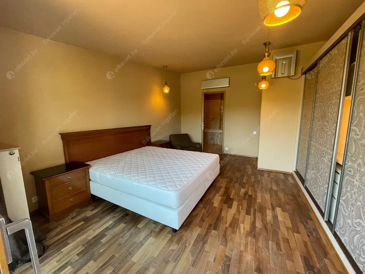 Kiadó albérlet 1738000 Ft/hó áron: Budapest, II. kerület  Pasaréti tér. Mérete: 160 nm, 4 szobás | Alberlet.hu - 5348186