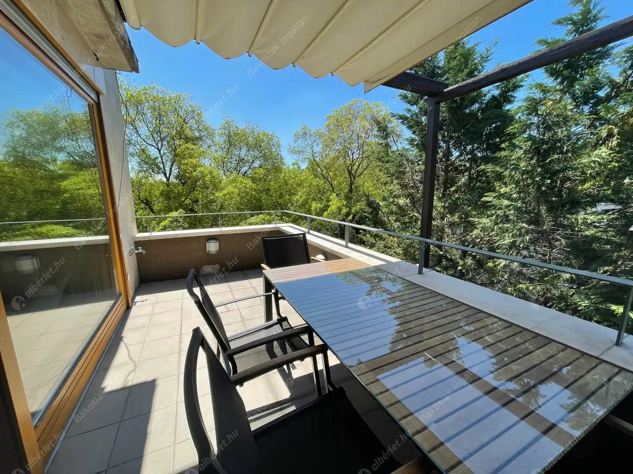 Kiadó albérlet 1738000 Ft/hó áron: Budapest, II. kerület  Pasaréti tér. Mérete: 160 nm, 4 szobás | Alberlet.hu - 5348194