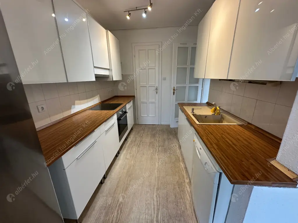 Kiadó albérlet 445000 Ft/hó áron: Budapest, II. kerület  Pasaréti út. Mérete: 100 nm, 3 szobás | Alberlet.hu - 6563372