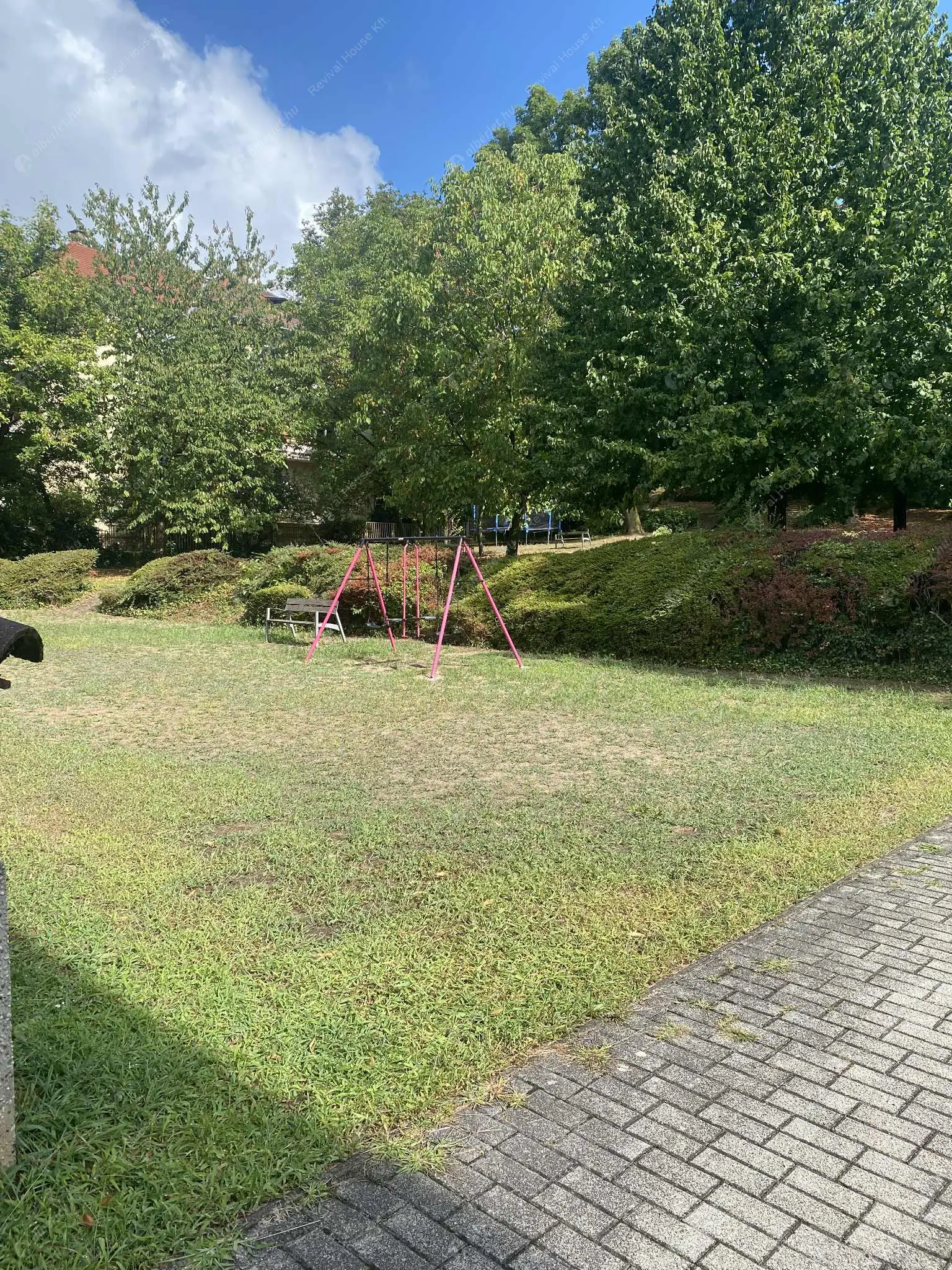 Kiadó albérlet 445000 Ft/hó áron: Budapest, II. kerület  Pasaréti út. Mérete: 100 nm, 3 szobás | Alberlet.hu - 6546016