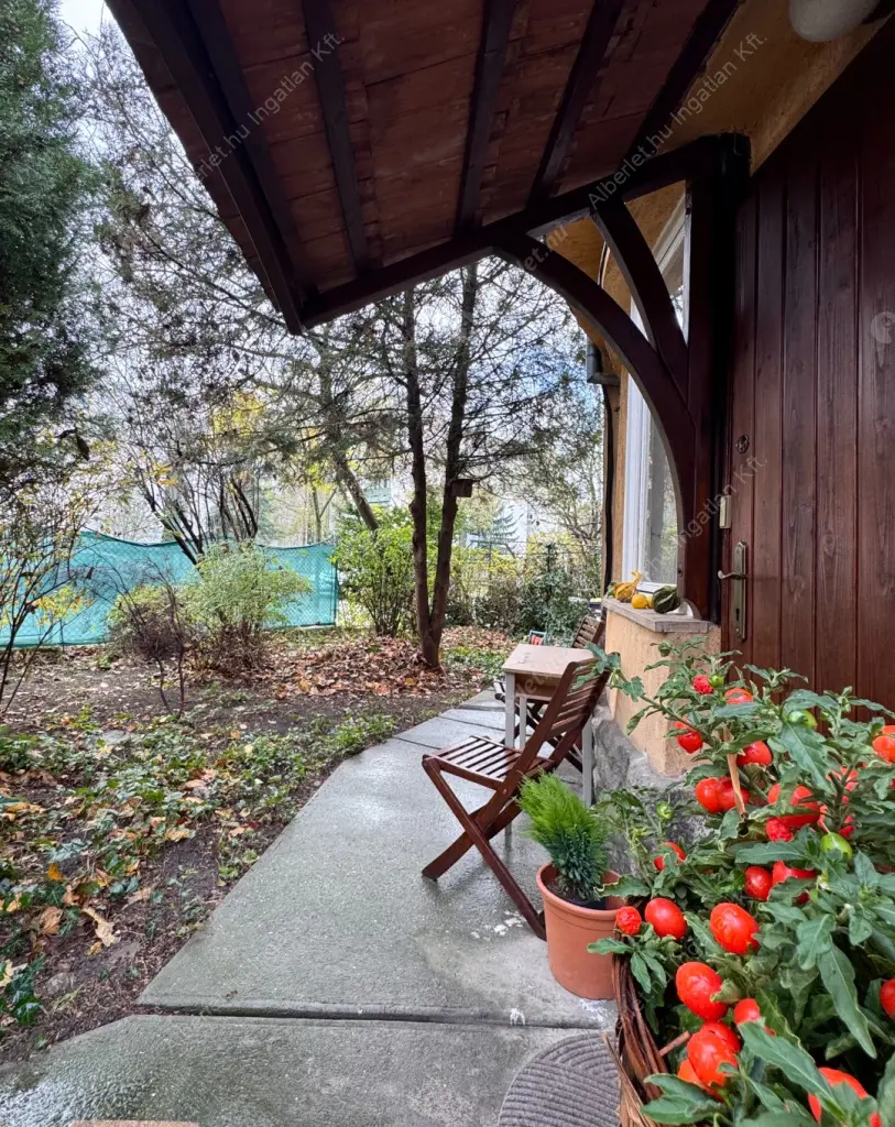 Kiadó albérlet 219000 Ft/hó áron: Budapest, II. kerület  Pasaréti út. Mérete: 33 nm, 1 szobás | Alberlet.hu - 6576405