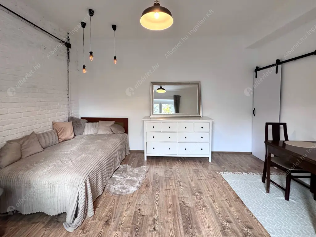 Kiadó albérlet 219000 Ft/hó áron: Budapest, II. kerület  Pasaréti út. Mérete: 33 nm, 1 szobás | Alberlet.hu - 6576409