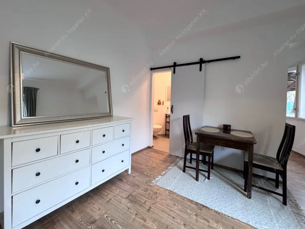 Kiadó albérlet 219000 Ft/hó áron: Budapest, II. kerület  Pasaréti út. Mérete: 33 nm, 1 szobás | Alberlet.hu - 6576410