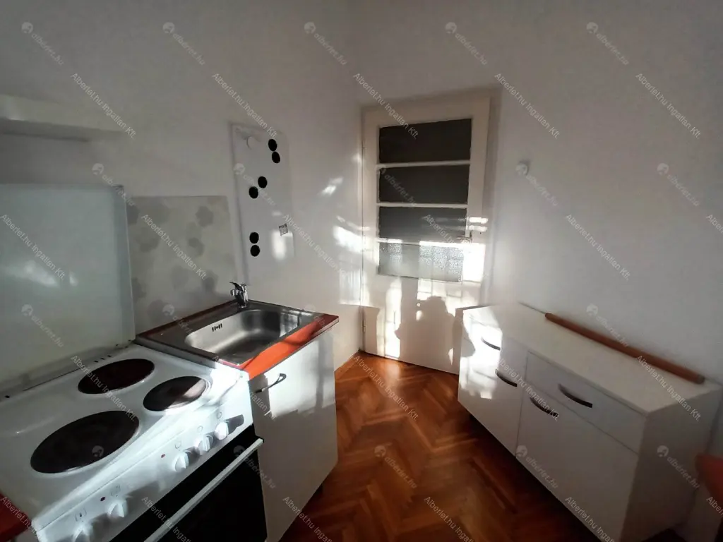 Kiadó albérlet 170000 Ft/hó áron: Budapest, II. kerület  Pasaréti út. Mérete: 35 nm, 1 szobás | Alberlet.hu - 6701446