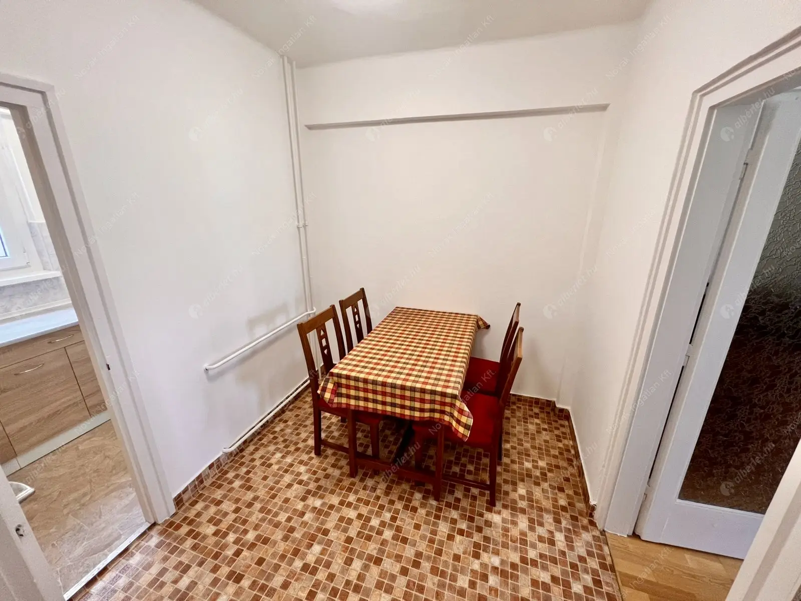 Kiadó albérlet 270000 Ft/hó áron: Budapest, II. kerület  Pasaréti út. Mérete: 53 nm, 2 szobás | Alberlet.hu - 6479238