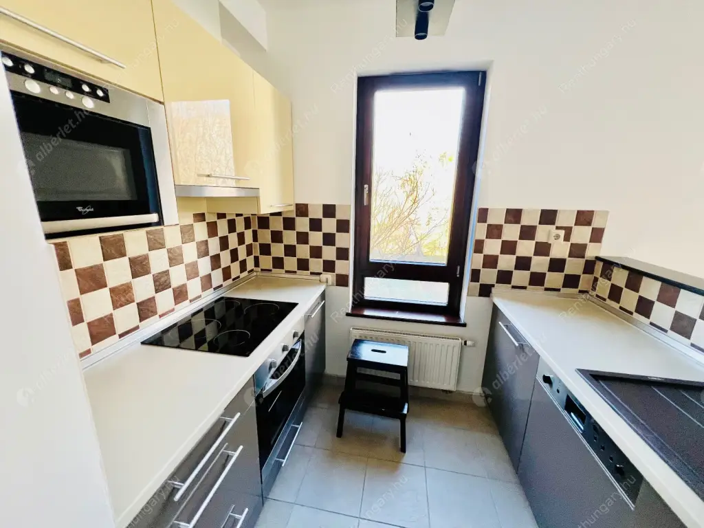 Kiadó albérlet 360000 Ft/hó áron: Budapest, II. kerület  Pasaréti út. Mérete: 57 nm, 2 szobás | Alberlet.hu - 6623346