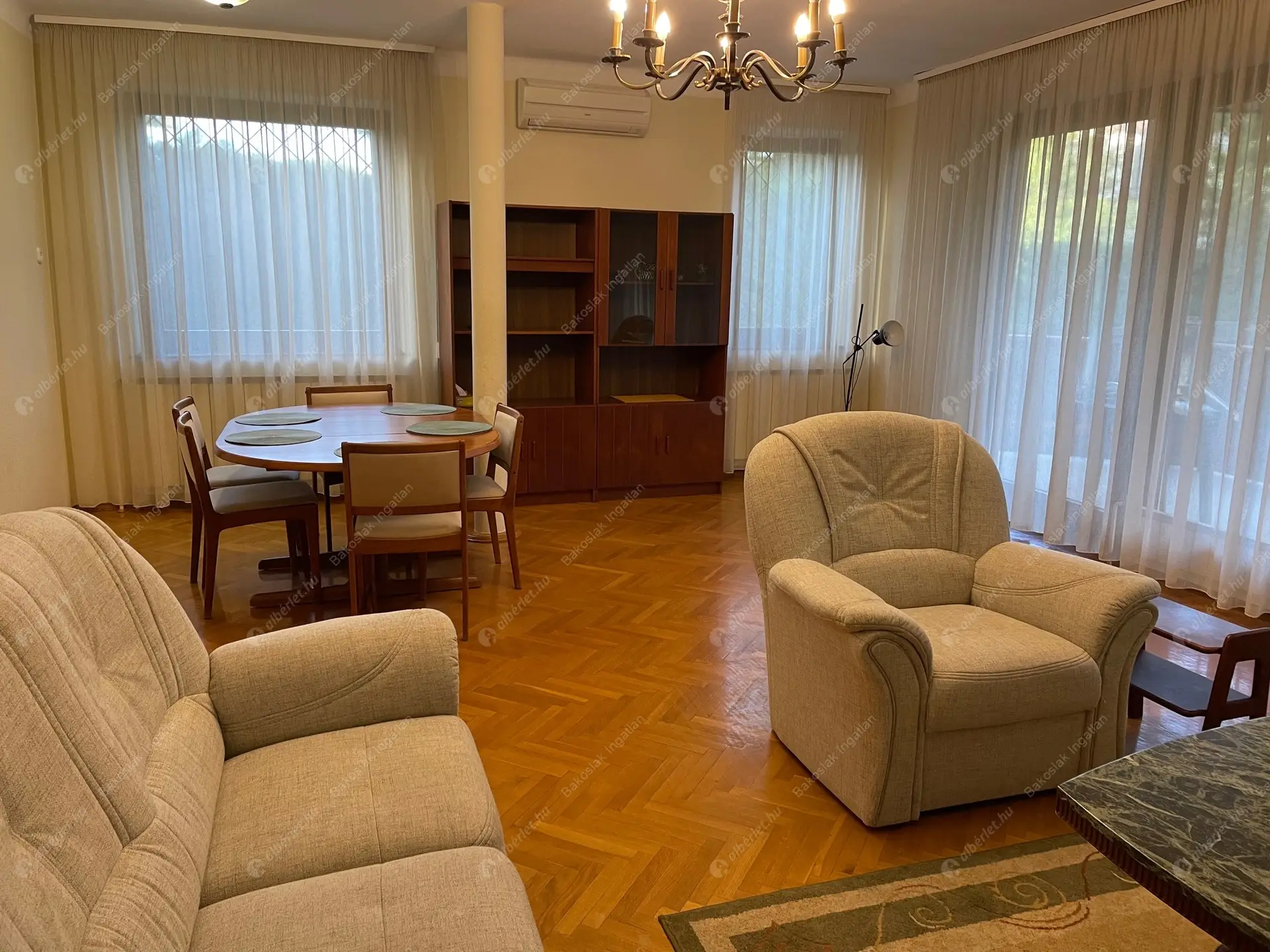 Kiadó albérlet 660000 Ft/hó áron: Budapest, II. kerület  Pusztaszeri út. Mérete: 105 nm, 3 szobás | Alberlet.hu - 6543667