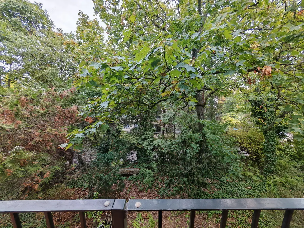 Kiadó albérlet 490000 Ft/hó áron: Budapest, II. kerület  Pusztaszeri út. Mérete: 138 nm, 4 szobás | Alberlet.hu - 6571048