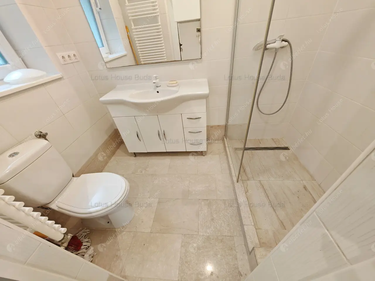 Kiadó albérlet 490000 Ft/hó áron: Budapest, II. kerület  Pusztaszeri út. Mérete: 138 nm, 4 szobás | Alberlet.hu - 6571051