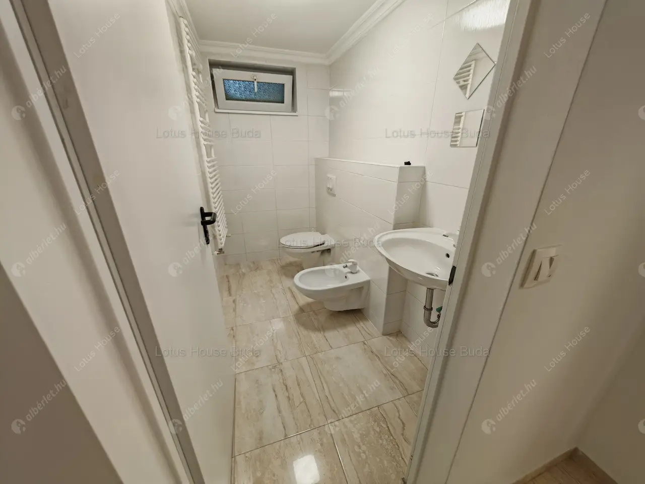 Kiadó albérlet 490000 Ft/hó áron: Budapest, II. kerület  Pusztaszeri út. Mérete: 138 nm, 4 szobás | Alberlet.hu - 6571054