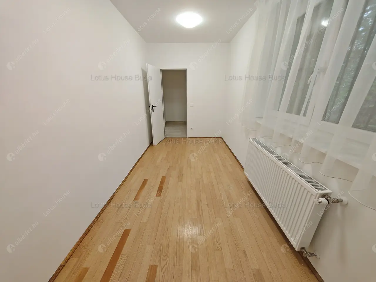 Kiadó albérlet 490000 Ft/hó áron: Budapest, II. kerület  Pusztaszeri út. Mérete: 138 nm, 4 szobás | Alberlet.hu - 6571058