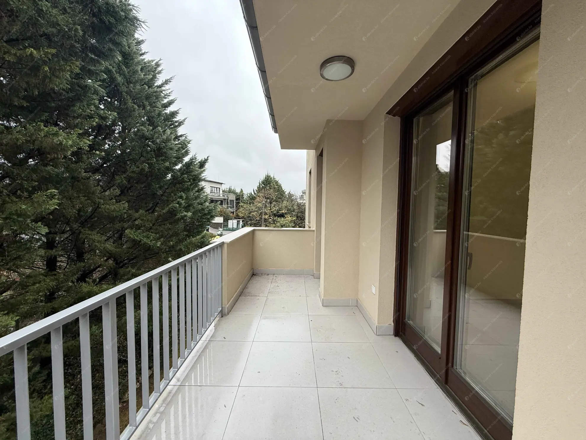 Kiadó albérlet 460000 Ft/hó áron: Budapest, II. kerület  Pusztaszeri út. Mérete: 70 nm, 2 szobás | Alberlet.hu - 6589425