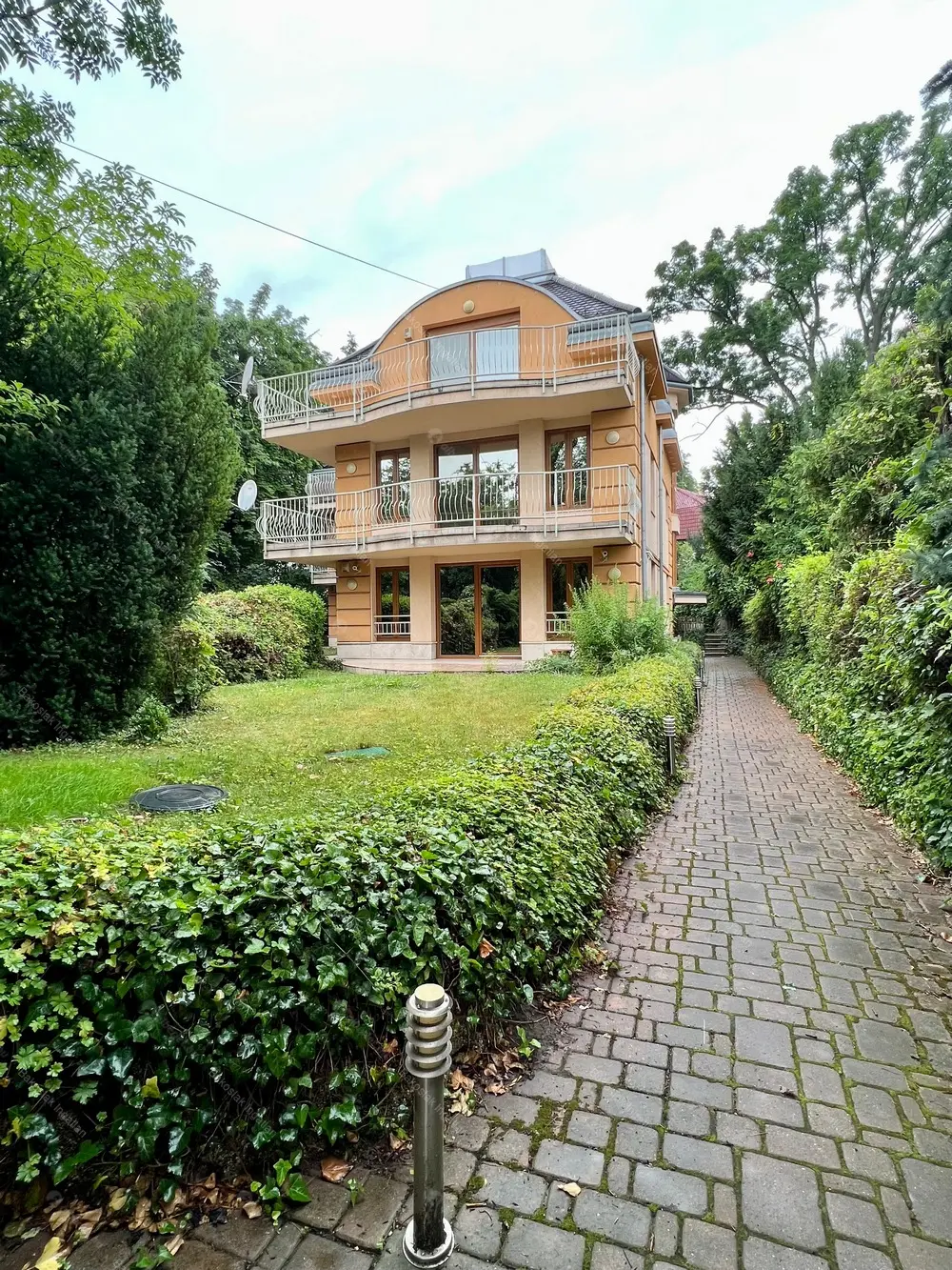 Kiadó albérlet 402000 Ft/hó áron: Budapest, II. kerület  Pusztaszeri út. Mérete: 87 nm, 3 szobás | Alberlet.hu - 6016085