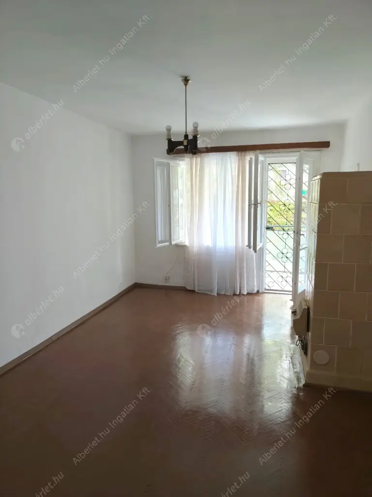 Kiadó albérlet 230000 Ft/hó áron: Budapest, II. kerület  Rókushegyi lépcső. Mérete: 52 nm, 2 szobás | Alberlet.hu - 6549607