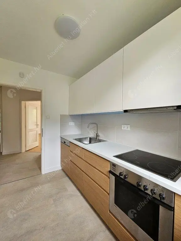 Kiadó albérlet 629000 Ft/hó áron: Budapest, II. kerület  Selyemakác utca. Mérete: 110 nm, 3 szobás | Alberlet.hu - 6590710