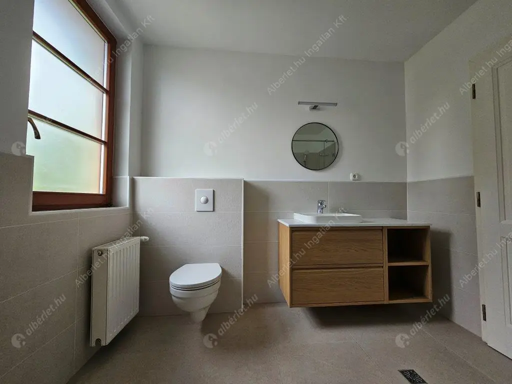 Kiadó albérlet 629000 Ft/hó áron: Budapest, II. kerület  Selyemakác utca. Mérete: 110 nm, 3 szobás | Alberlet.hu - 6590712