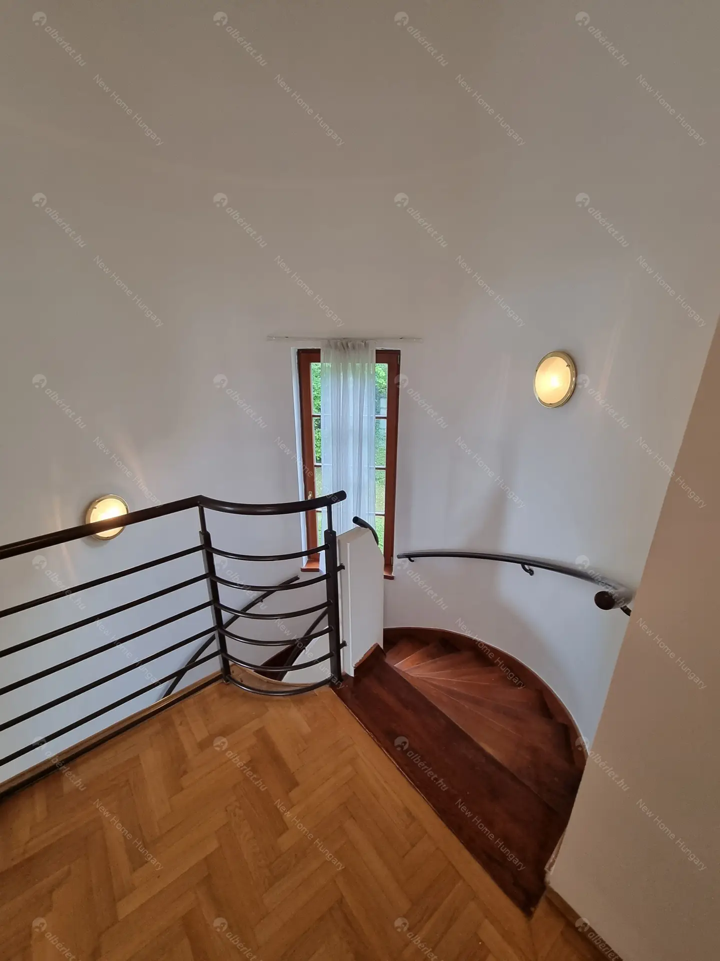 Kiadó albérlet 1135000 Ft/hó áron: Budapest, II. kerület  Selyemakác utca. Mérete: 220 nm, 4 szobás | Alberlet.hu - 6016653