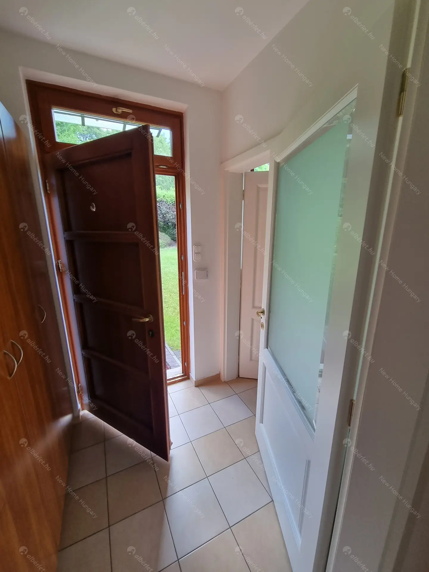 Kiadó albérlet 1135000 Ft/hó áron: Budapest, II. kerület  Selyemakác utca. Mérete: 220 nm, 4 szobás | Alberlet.hu - 6016661