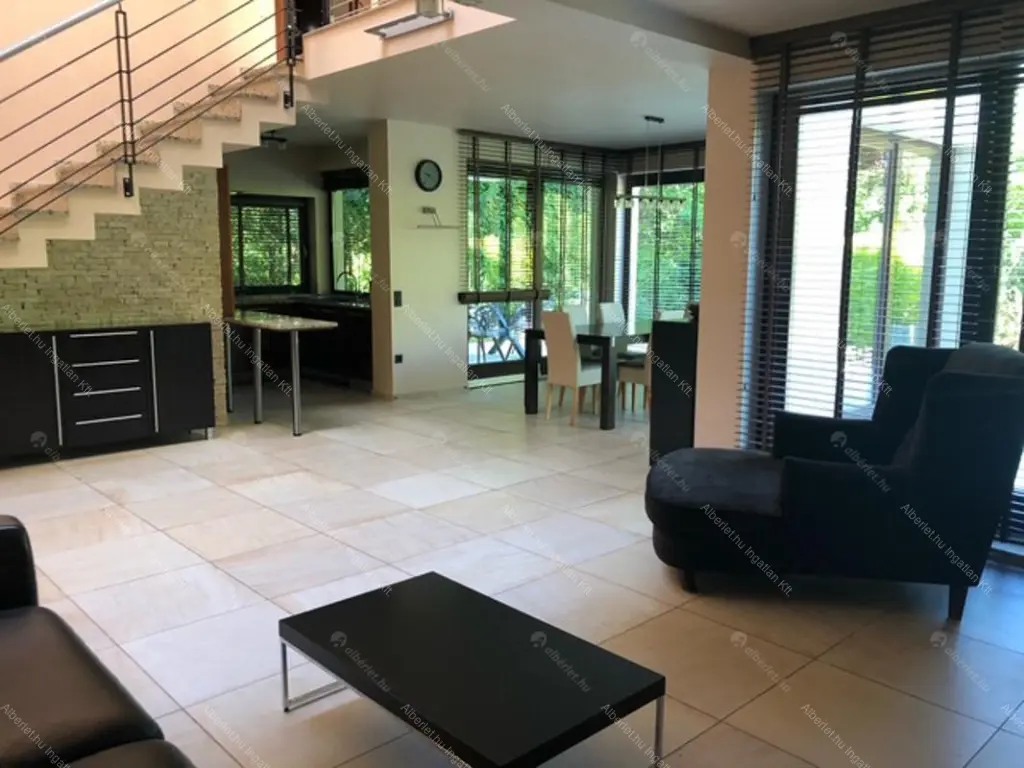 Kiadó albérlet 2000000 Ft/hó áron: Budapest, II. kerület  Sólyomvölgy utca. Mérete: 230 nm, 6 szobás | Alberlet.hu - 6683495