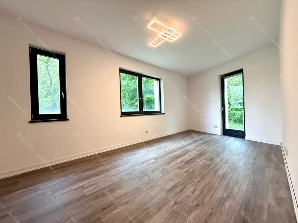 Kiadó albérlet 545000 Ft/hó áron: Budapest, II. kerület  Szabadság utca. Mérete: 110 nm, 3 szobás | Alberlet.hu - 6693602