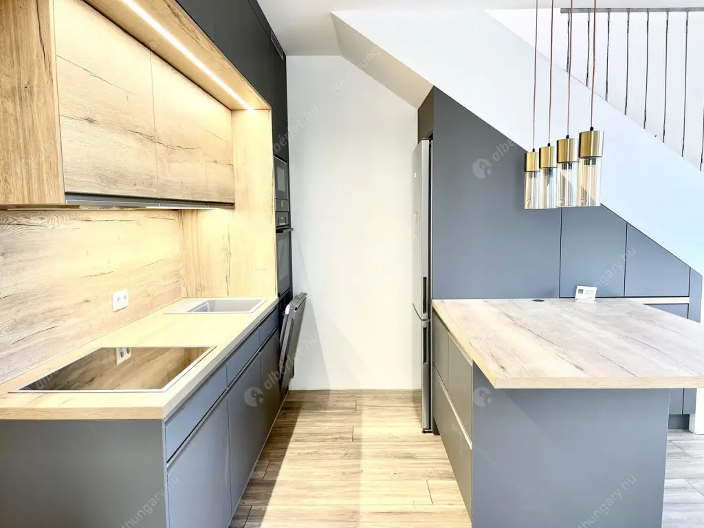 Kiadó albérlet 544000 Ft/hó áron: Budapest, II. kerület  Szabadság utca. Mérete: 90 nm, 4 szobás | Alberlet.hu - 5993970