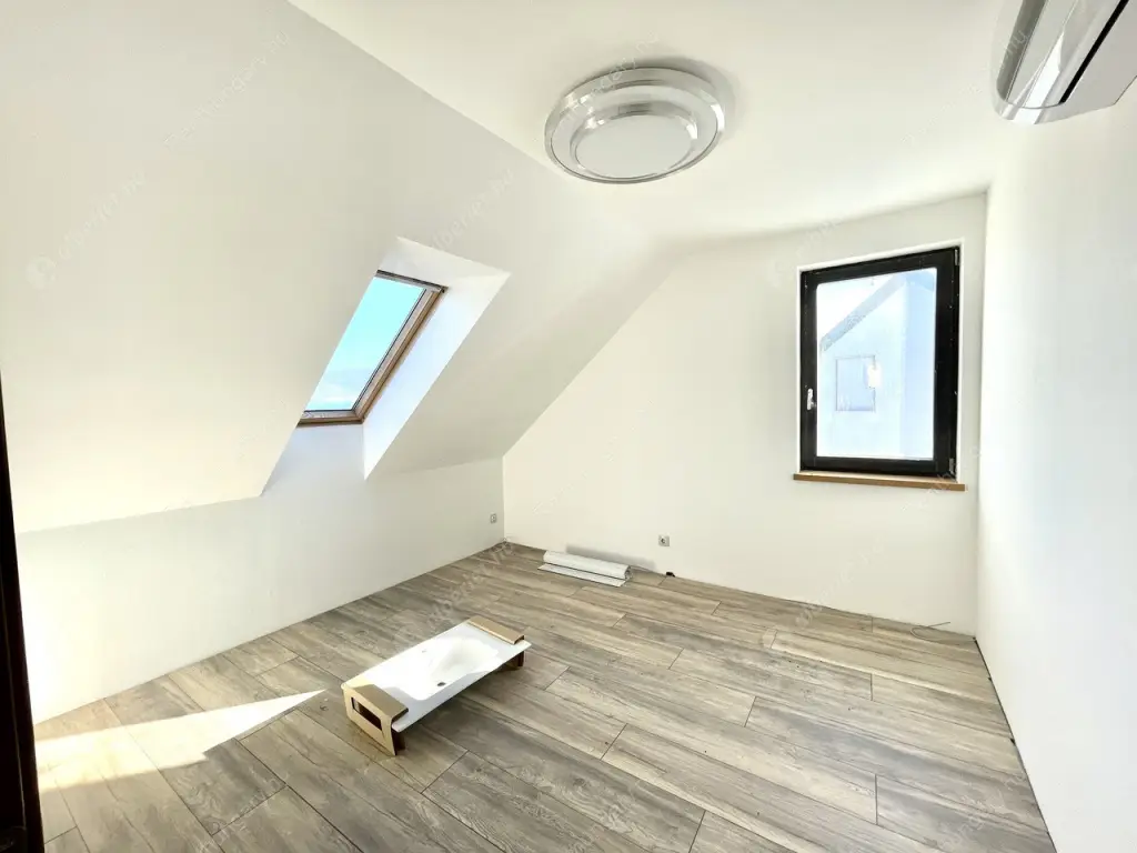 Kiadó albérlet 544000 Ft/hó áron: Budapest, II. kerület  Szabadság utca. Mérete: 90 nm, 4 szobás | Alberlet.hu - 5993976