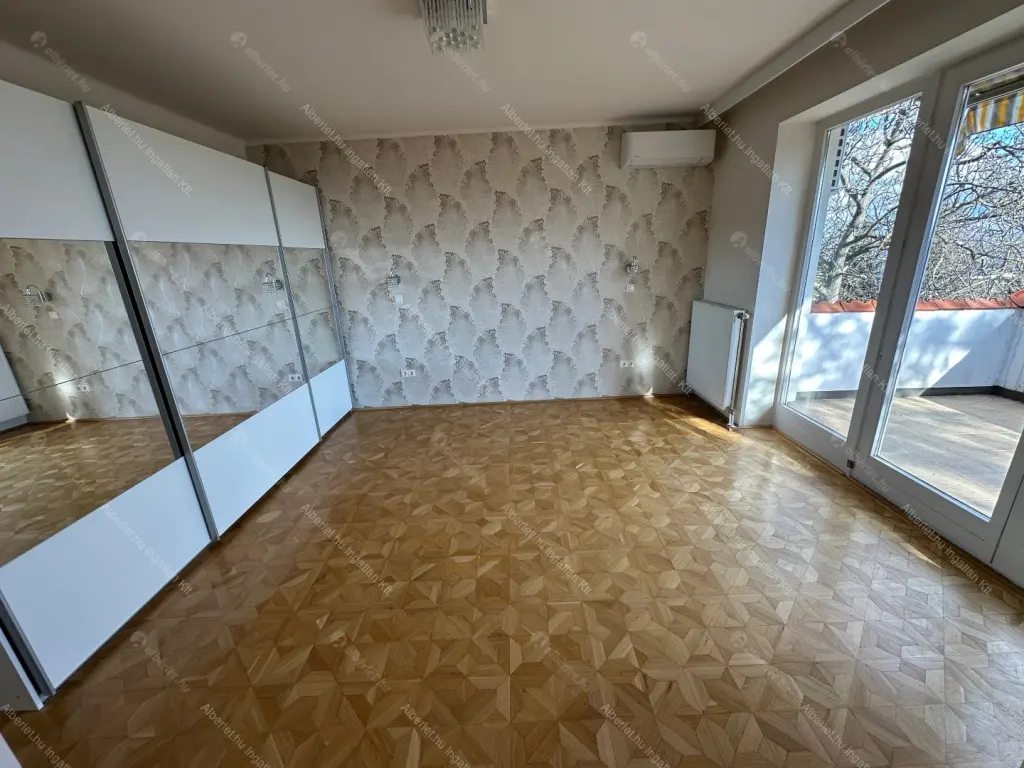 Kiadó albérlet 490000 Ft/hó áron: Budapest, II. kerület  Szalamandra köz. Mérete: 80 nm, 3 szobás | Alberlet.hu - 6655363