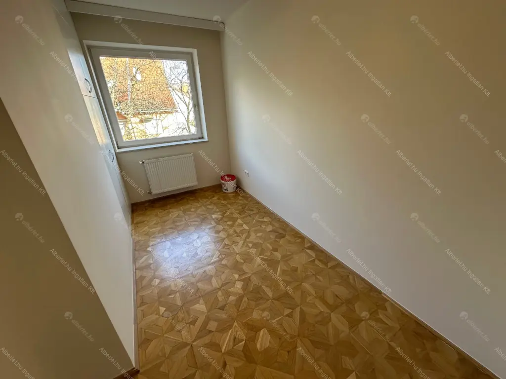 Kiadó albérlet 490000 Ft/hó áron: Budapest, II. kerület  Szalamandra köz. Mérete: 80 nm, 3 szobás | Alberlet.hu - 6682521