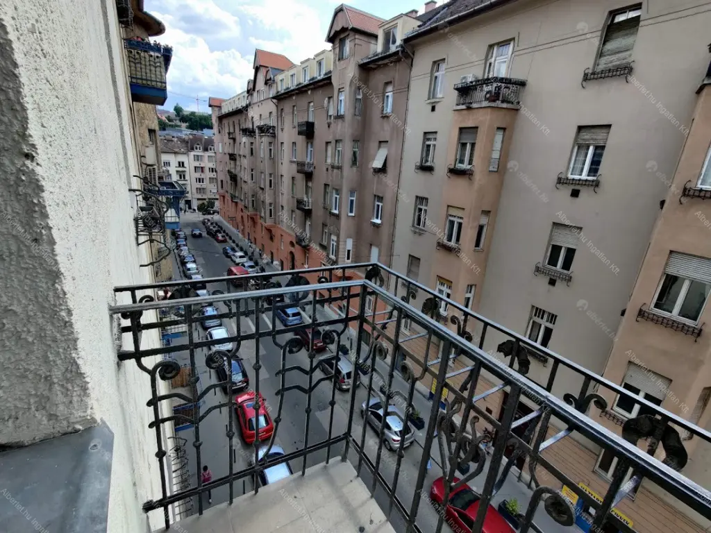 Kiadó albérlet 516000 Ft/hó áron: Budapest, II. kerület  Szász Károly utca. Mérete: 113 nm, 4 szobás | Alberlet.hu - 6744899