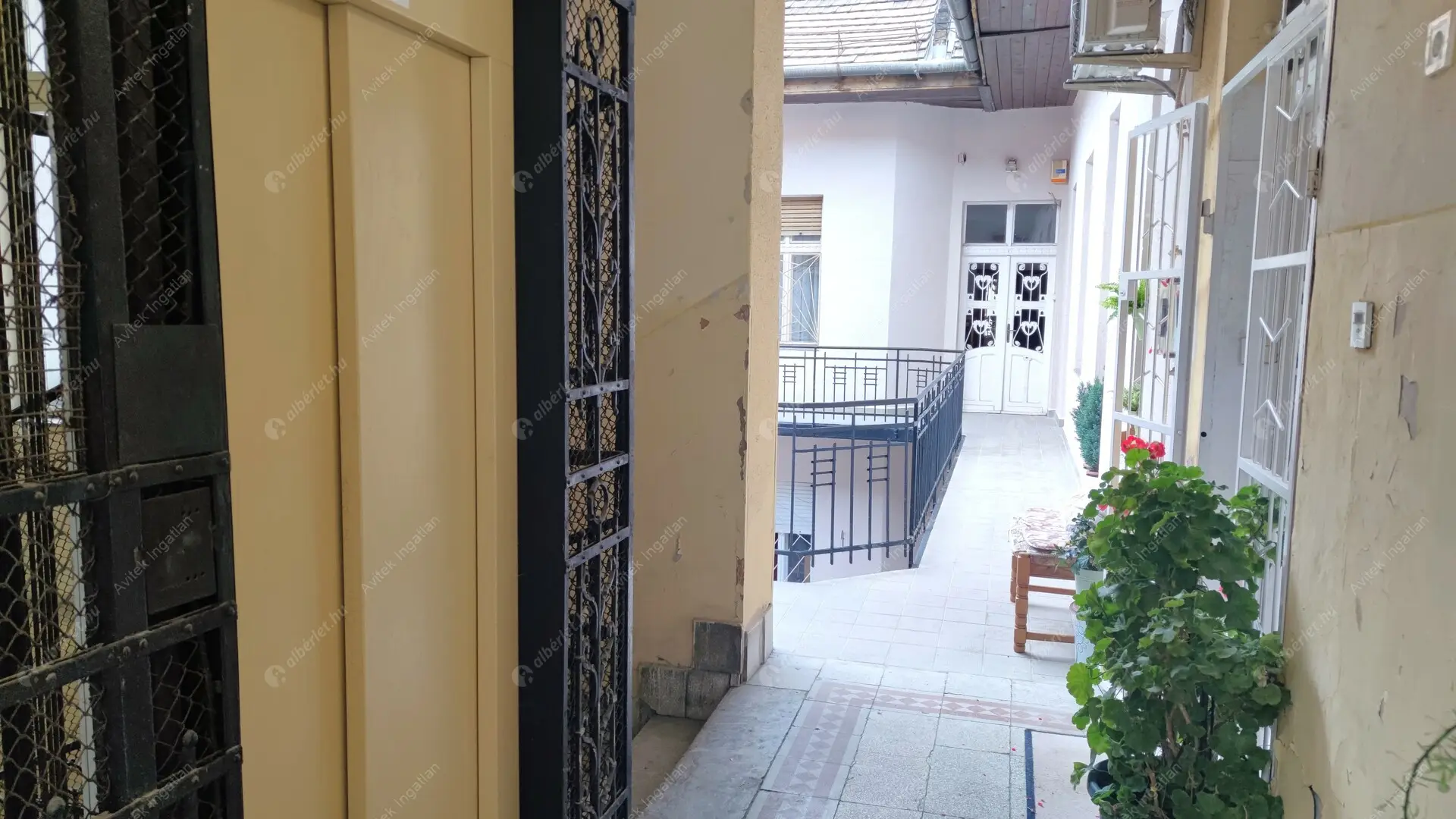 Kiadó albérlet 280000 Ft/hó áron: Budapest, II. kerület  Szász Károly utca. Mérete: 64 nm, 2 szobás | Alberlet.hu - 6511936