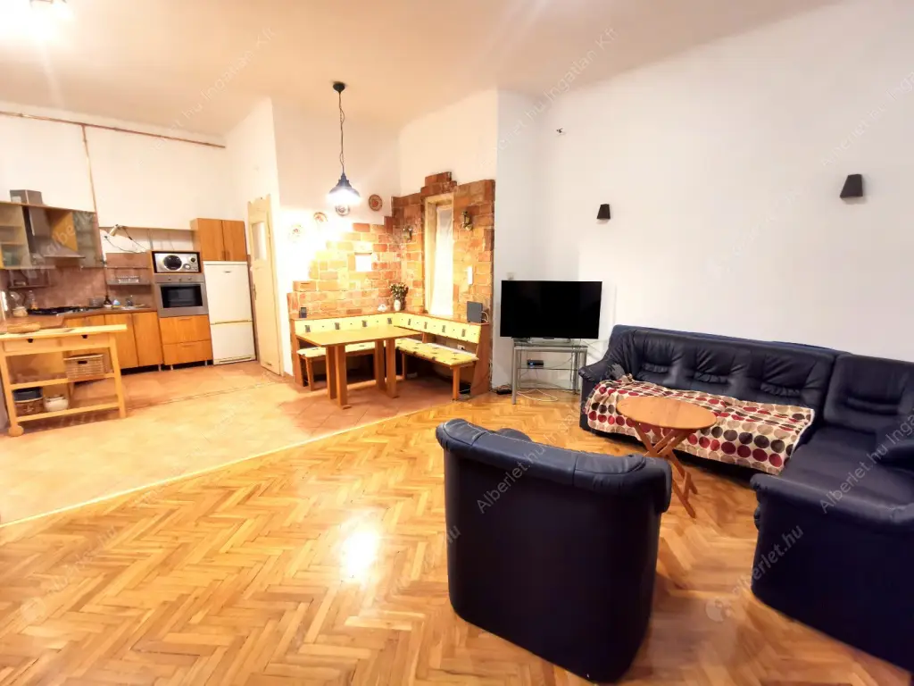 Kiadó albérlet 280000 Ft/hó áron: Budapest, II. kerület  Szász Károly utca. Mérete: 64 nm, 2 szobás | Alberlet.hu - 6604666