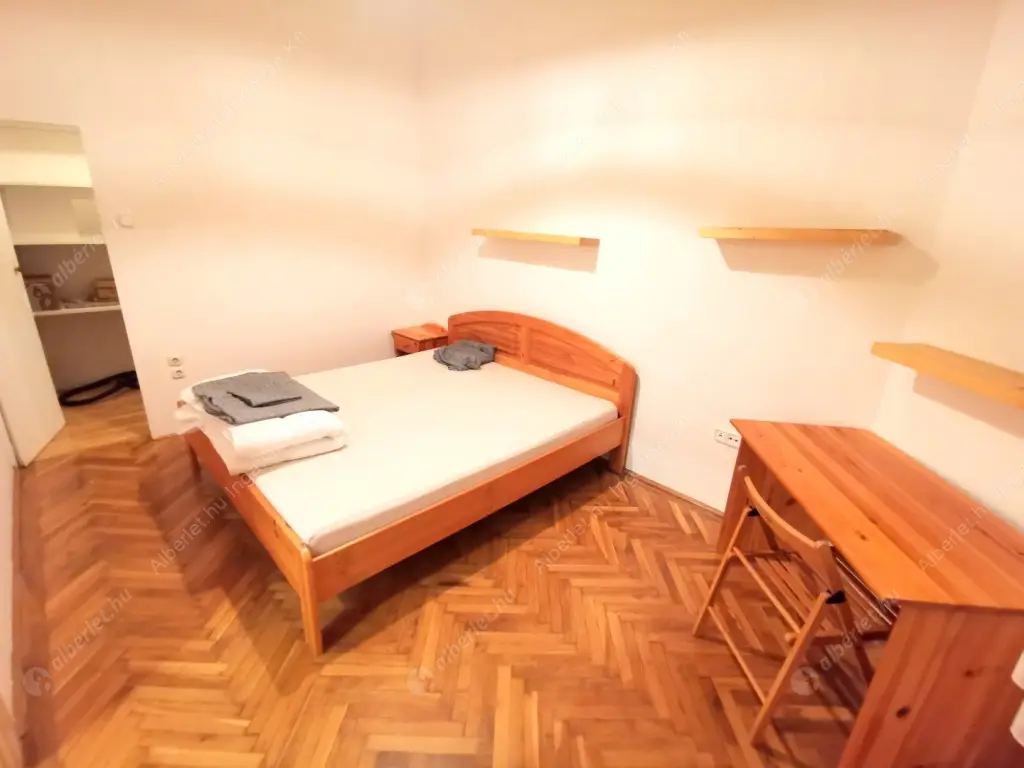 Kiadó albérlet 280000 Ft/hó áron: Budapest, II. kerület  Szász Károly utca. Mérete: 64 nm, 2 szobás | Alberlet.hu - 6604673