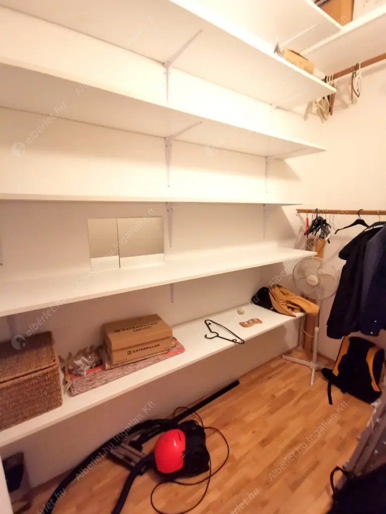 Kiadó albérlet 280000 Ft/hó áron: Budapest, II. kerület  Szász Károly utca. Mérete: 64 nm, 2 szobás | Alberlet.hu - 6604675