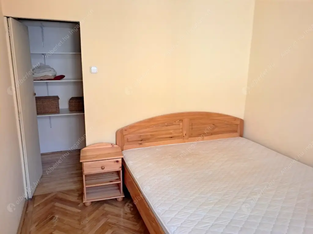 Kiadó albérlet 280000 Ft/hó áron: Budapest, II. kerület  Szász Károly utca. Mérete: 64 nm, 2 szobás | Alberlet.hu - 6604676