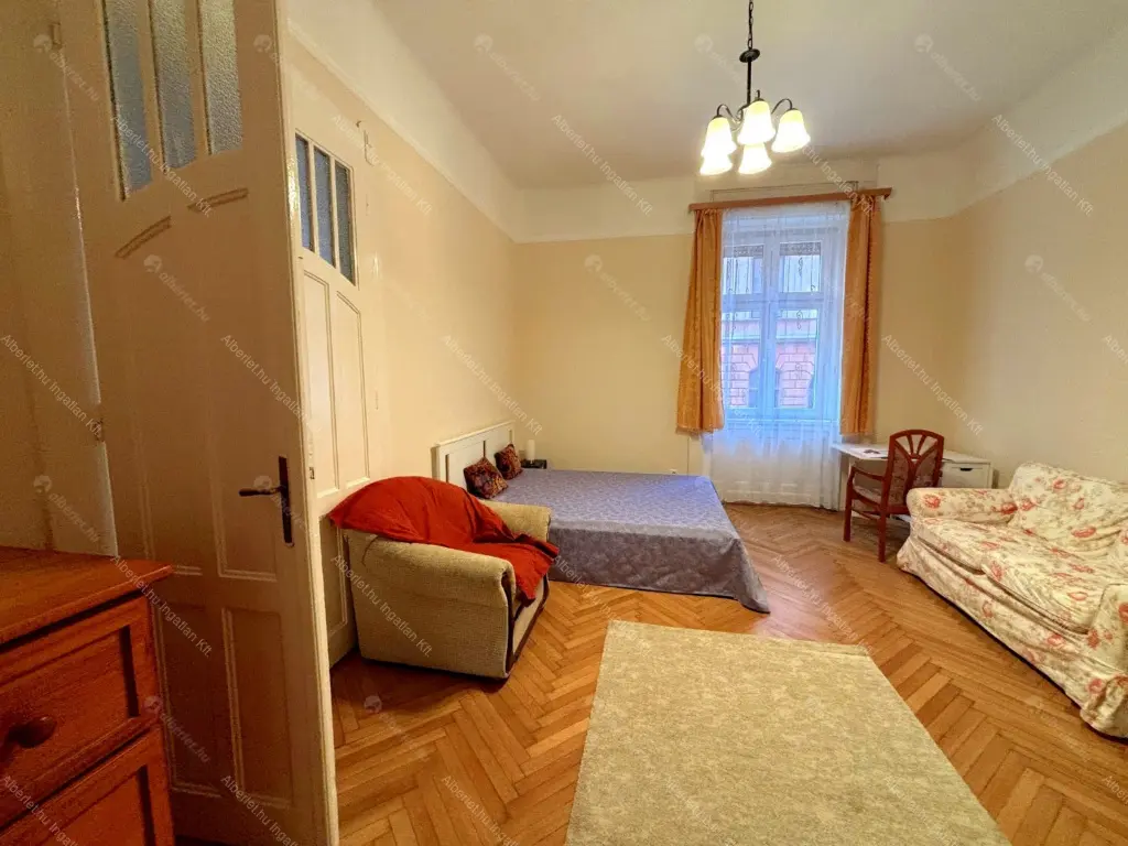 Kiadó albérlet 350000 Ft/hó áron: Budapest, II. kerület  Szász Károly utca. Mérete: 84 nm, 2 szobás | Alberlet.hu - 6693157