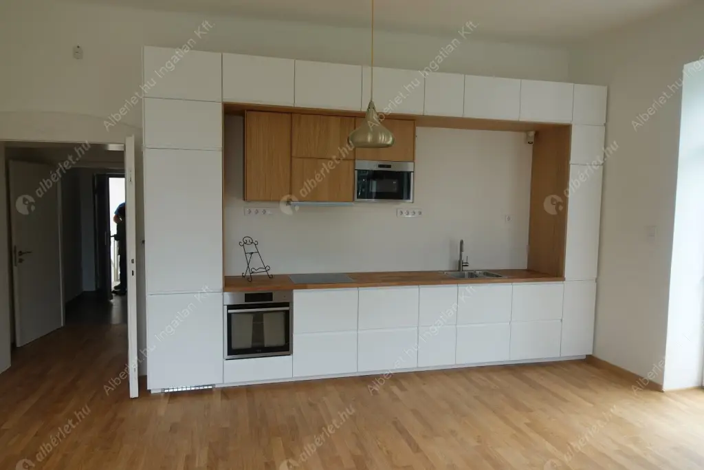 Kiadó albérlet 299000 Ft/hó áron: Budapest, II. kerület  Szemlőhegy utca. Mérete: 65 nm, 2 szobás | Alberlet.hu - 6630273