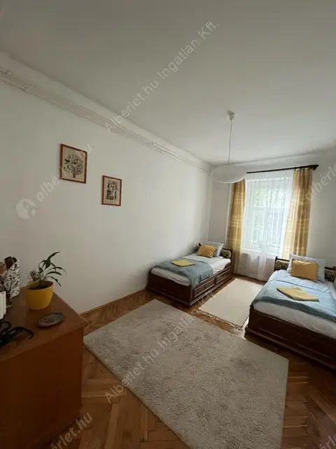 Kiadó albérlet 550000 Ft/hó áron: Budapest, II. kerület  Szépvölgyi út. Mérete: 130 nm, 4 szobás | Alberlet.hu - 6169859