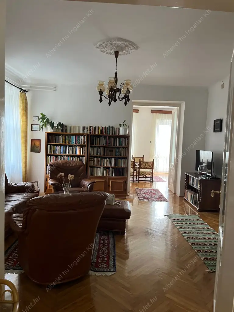 Kiadó albérlet 500000 Ft/hó áron: Budapest, II. kerület  Szépvölgyi út. Mérete: 130 nm, 4 szobás | Alberlet.hu - 6597743