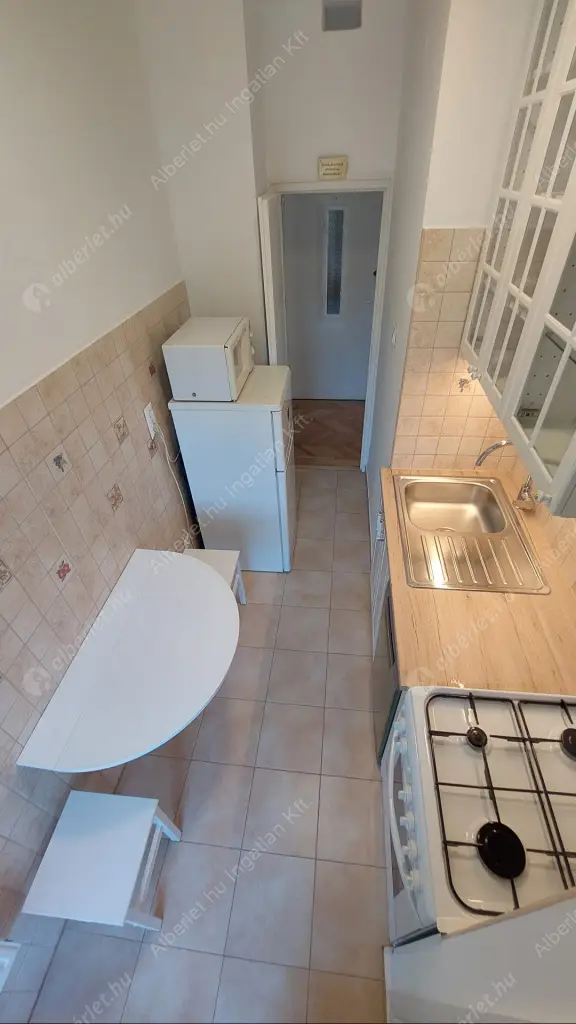 Kiadó albérlet 260000 Ft/hó áron: Budapest, II. kerület  Szépvölgyi út. Mérete: 56 nm, 1 szobás | Alberlet.hu - 6561706