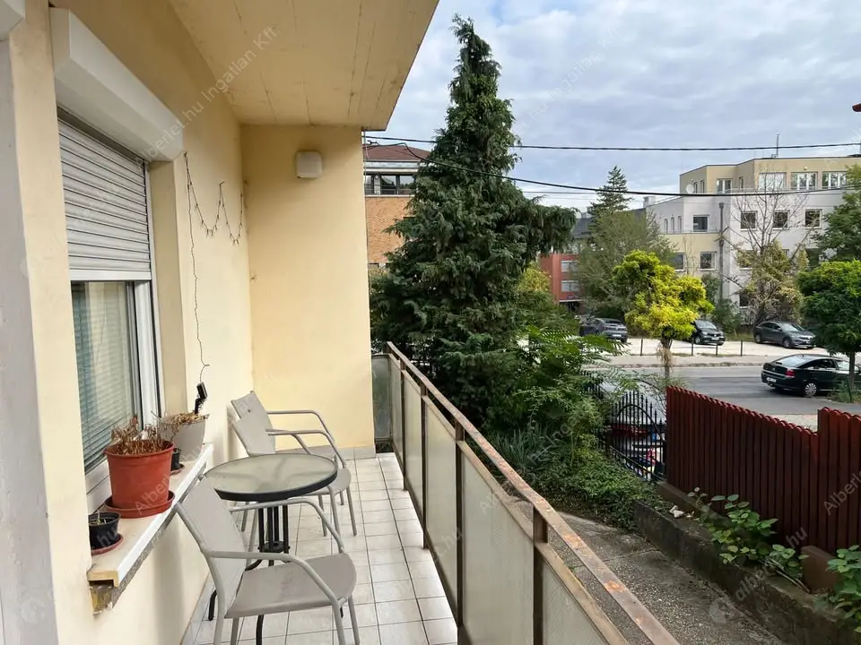 Kiadó albérlet 250000 Ft/hó áron: Budapest, II. kerület  Szépvölgyi út. Mérete: 65 nm, 2 szobás | Alberlet.hu - 6580213