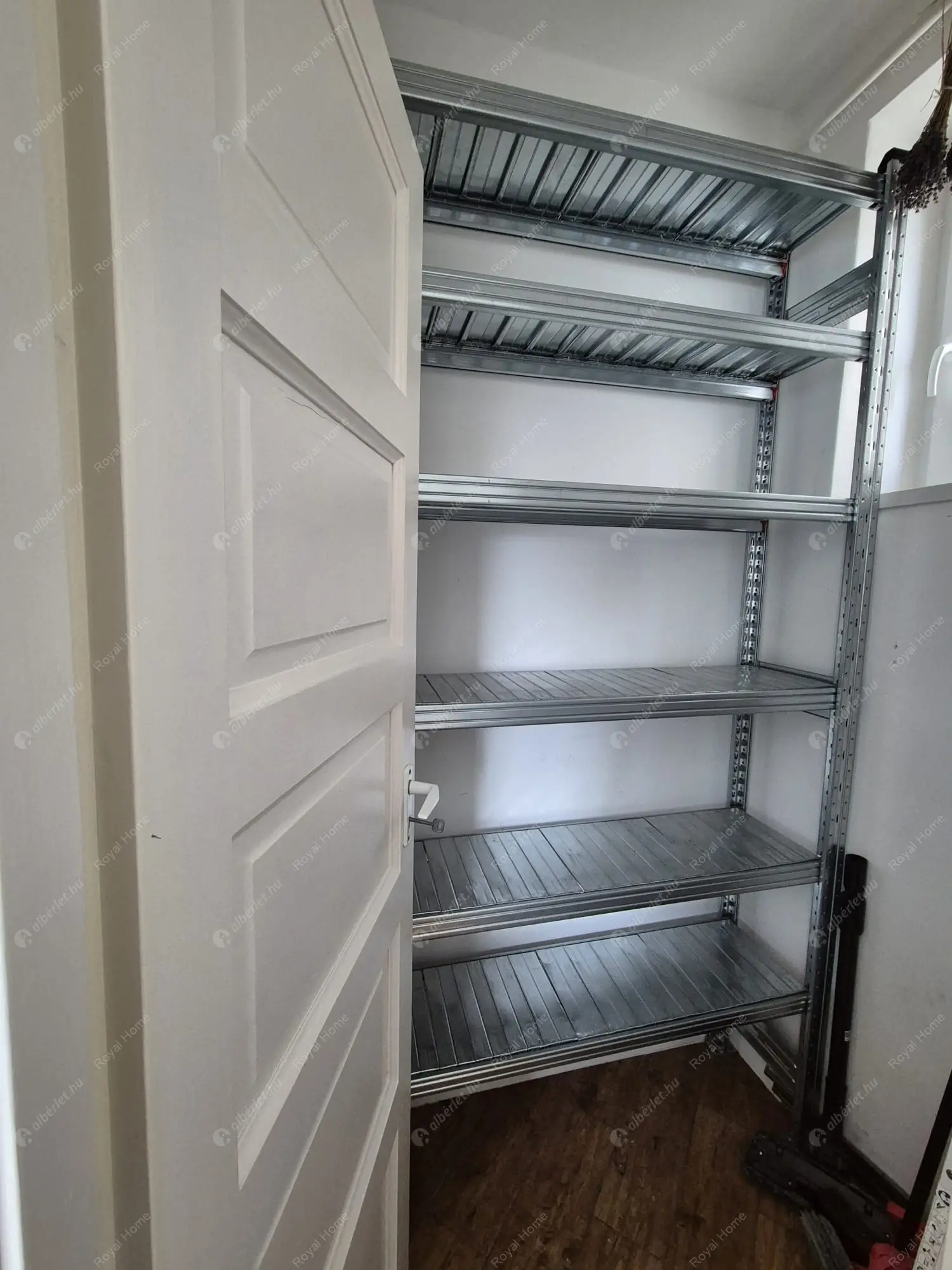 Kiadó albérlet 360000 Ft/hó áron: Budapest, II. kerület  Szépvölgyi út. Mérete: 66 nm, 3 szobás | Alberlet.hu - 6612183