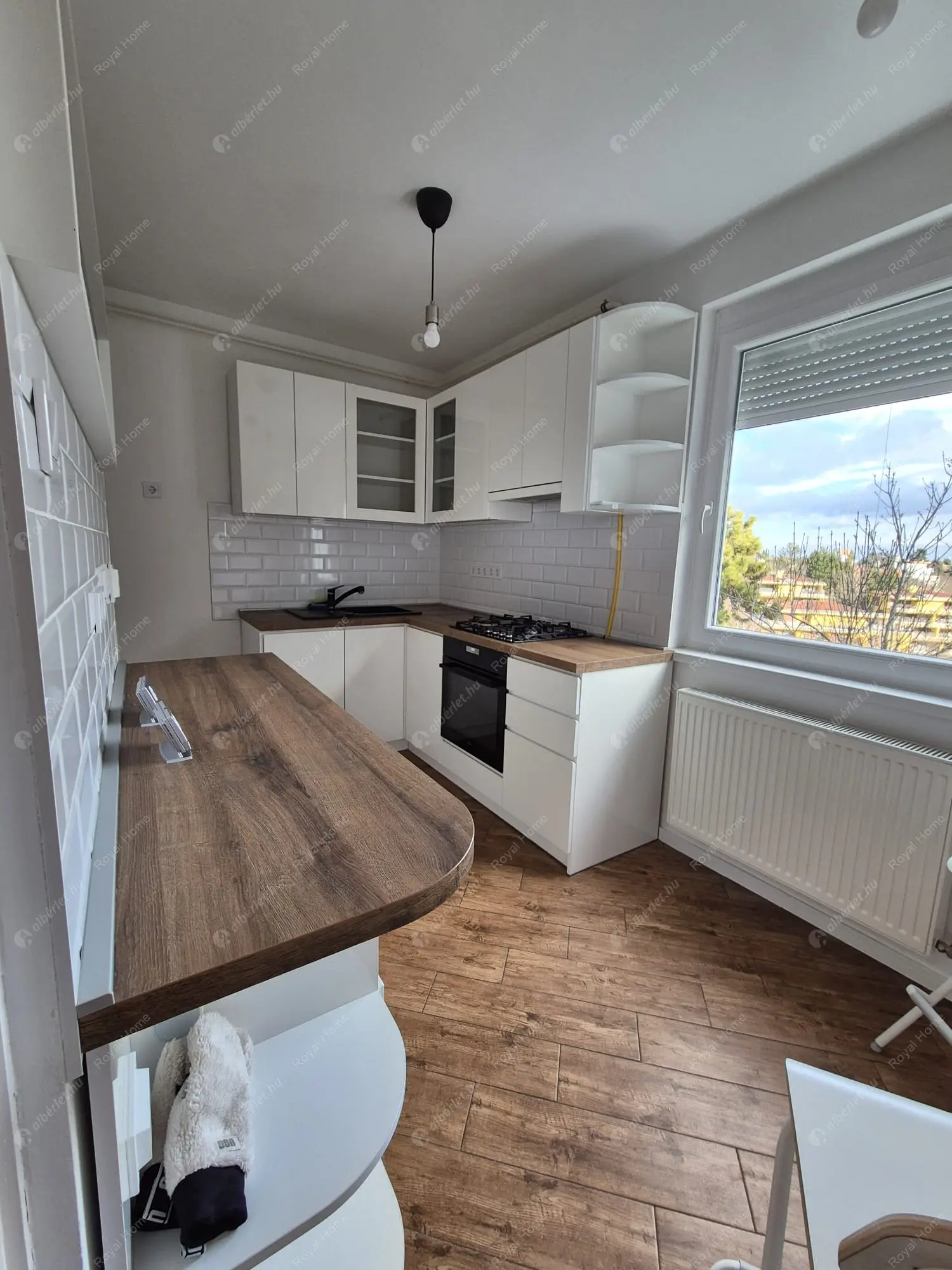 Kiadó albérlet 360000 Ft/hó áron: Budapest, II. kerület  Szépvölgyi út. Mérete: 66 nm, 3 szobás | Alberlet.hu - 6612190