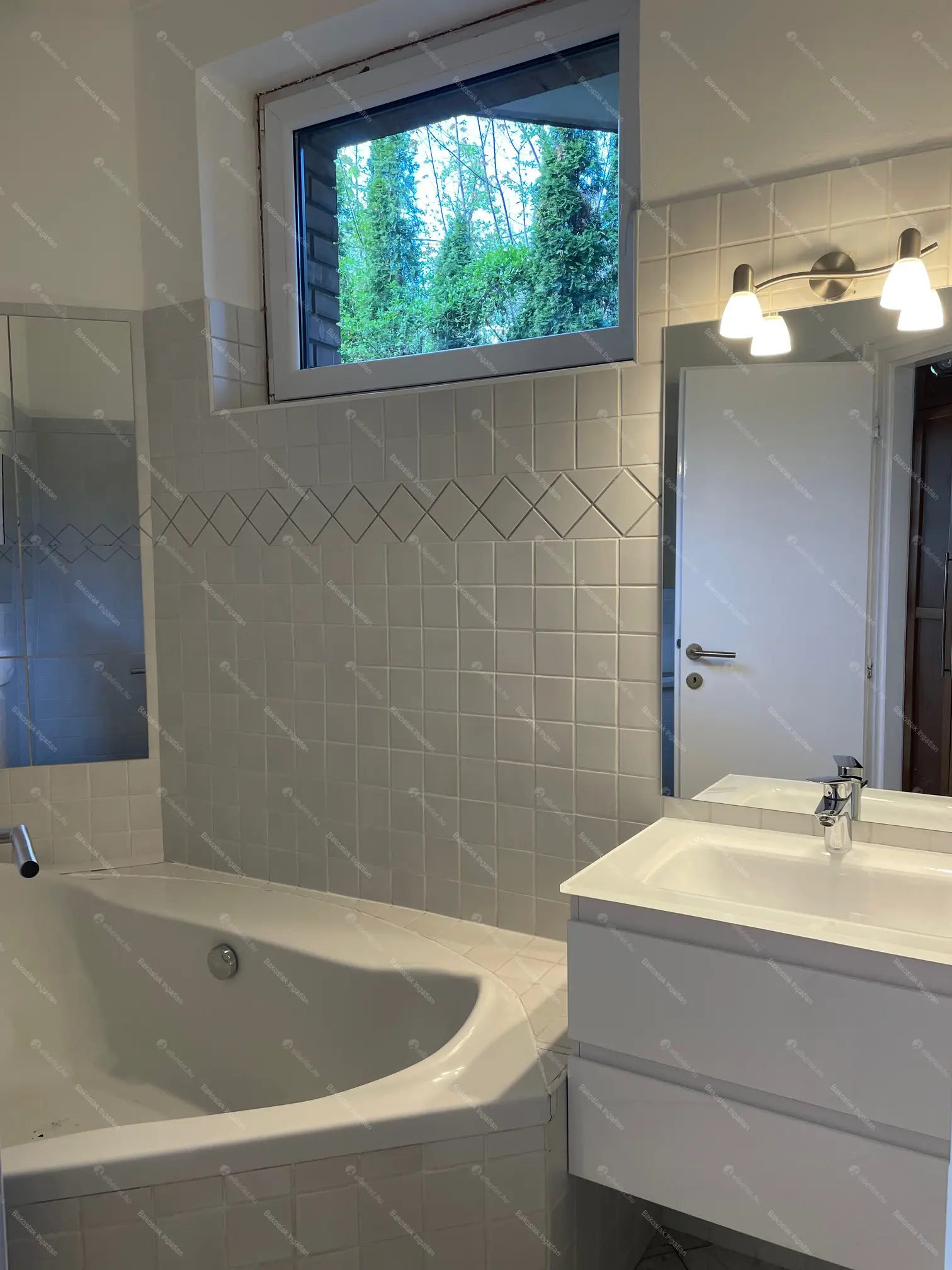 Kiadó albérlet 400000 Ft/hó áron: Budapest, II. kerület  Szeréna köz. Mérete: 90 nm, 2 szobás | Alberlet.hu - 6697518