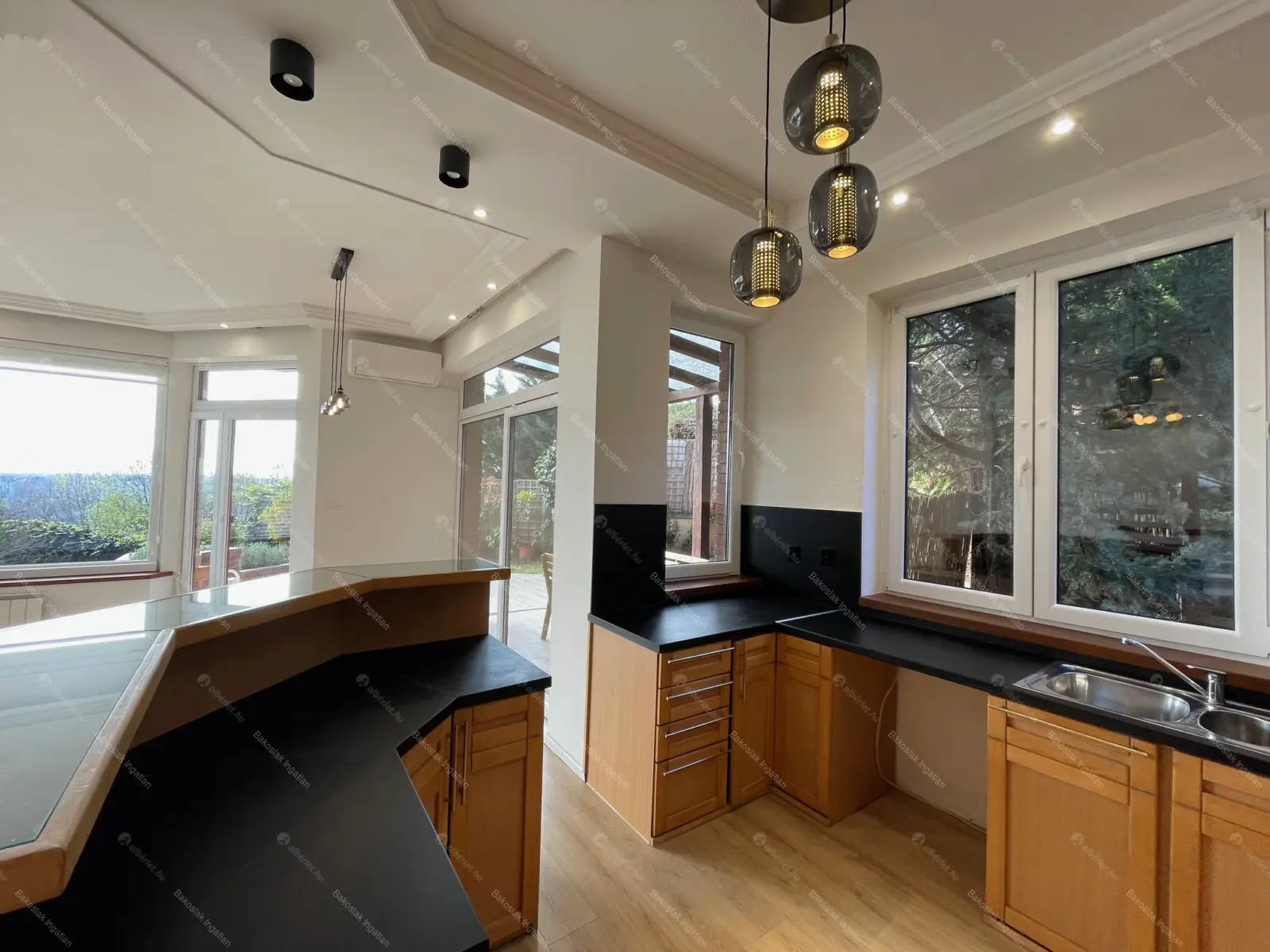 Kiadó albérlet 400000 Ft/hó áron: Budapest, II. kerület  Szeréna köz. Mérete: 90 nm, 2 szobás | Alberlet.hu - 6697521